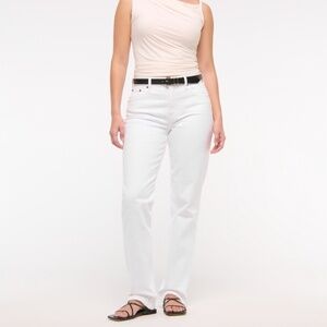 Abercrombie and Fitch NWT Curve Love Mid Rise 90s Straight Jean